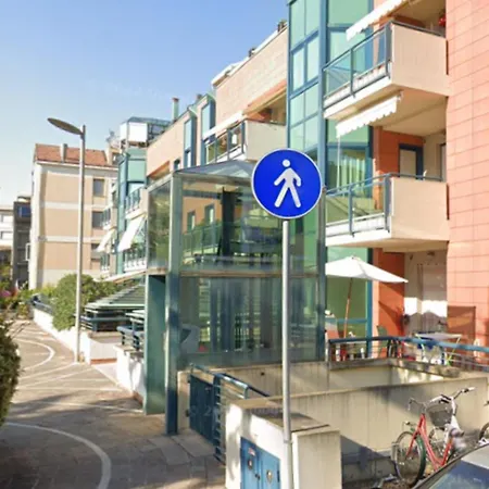 Serilary بيزارو